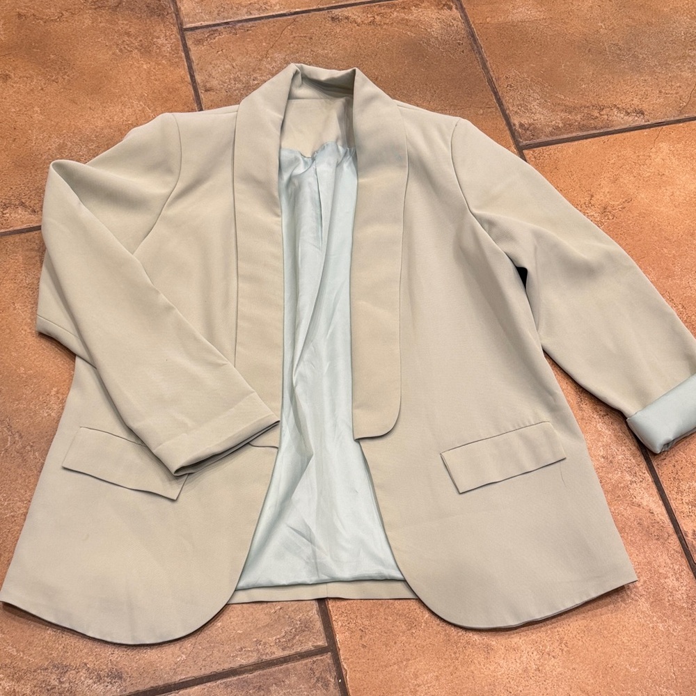 Source Unknown Cream Blazer